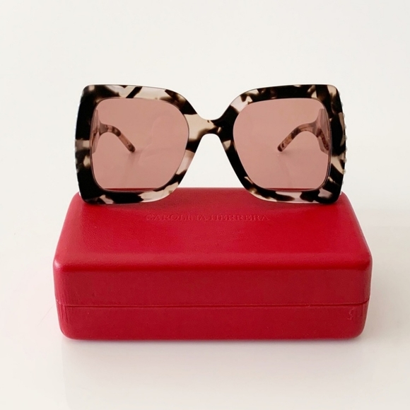 Carolina Herrera Sunglasses, New - Picture 3 of 9